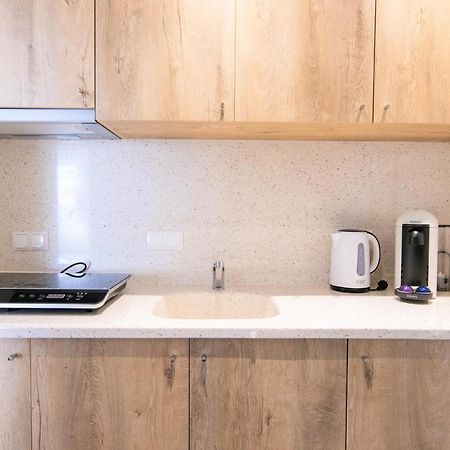 Luxstay Karben Neue Mitte - Self-Check-In Екстериор снимка
