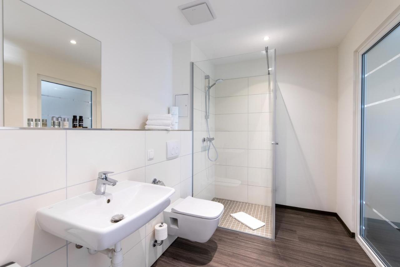 Luxstay Karben Neue Mitte - Self-Check-In Екстериор снимка